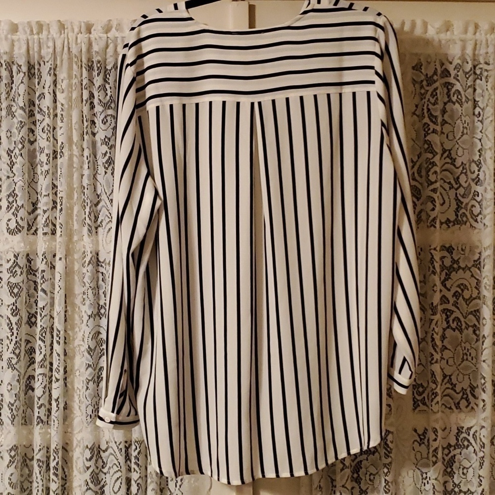 Adrianna Papell Striped Blouse Size XL - Picture 6 of 6